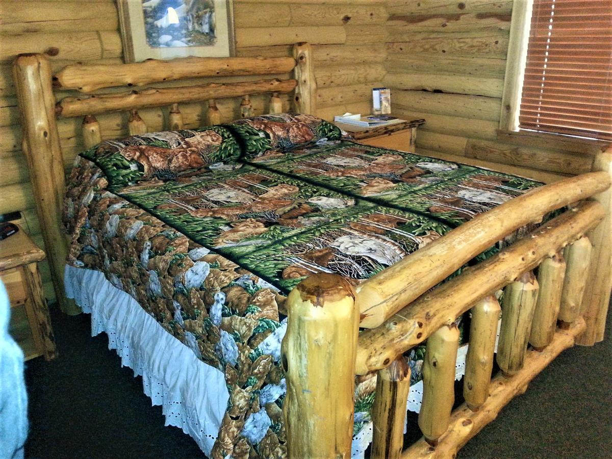 Wolf Den Log Cabin Motel&RV Park Thayne Eksteriør billede