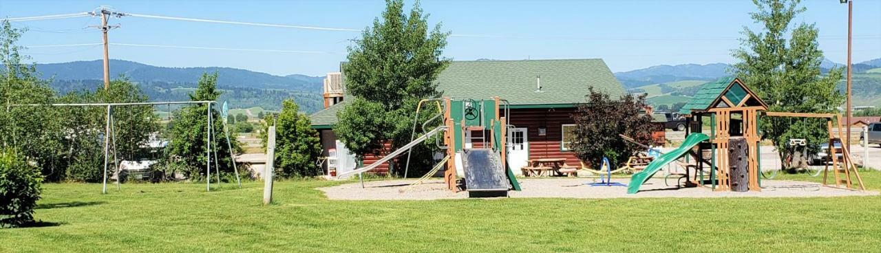 Wolf Den Log Cabin Motel&RV Park Thayne Eksteriør billede