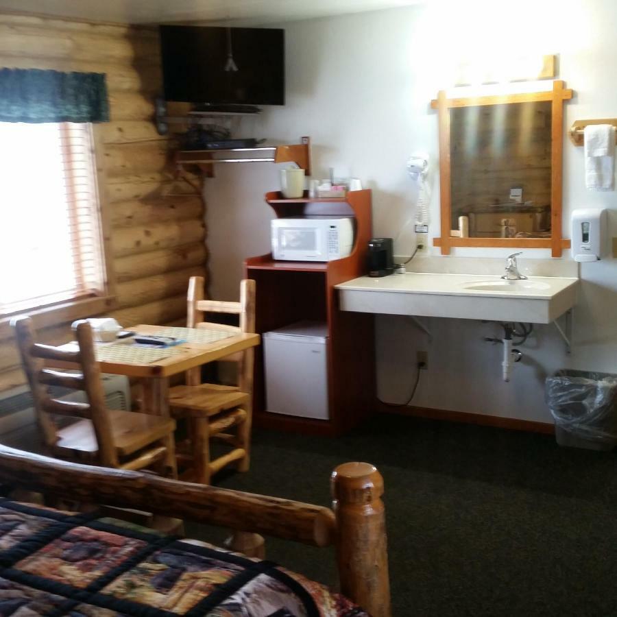 Wolf Den Log Cabin Motel&RV Park Thayne Eksteriør billede